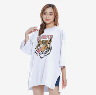 90. FIERCE : High Slit T-Shirt