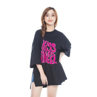 82. KISS OF ANGEL : High Slit T-Shirt